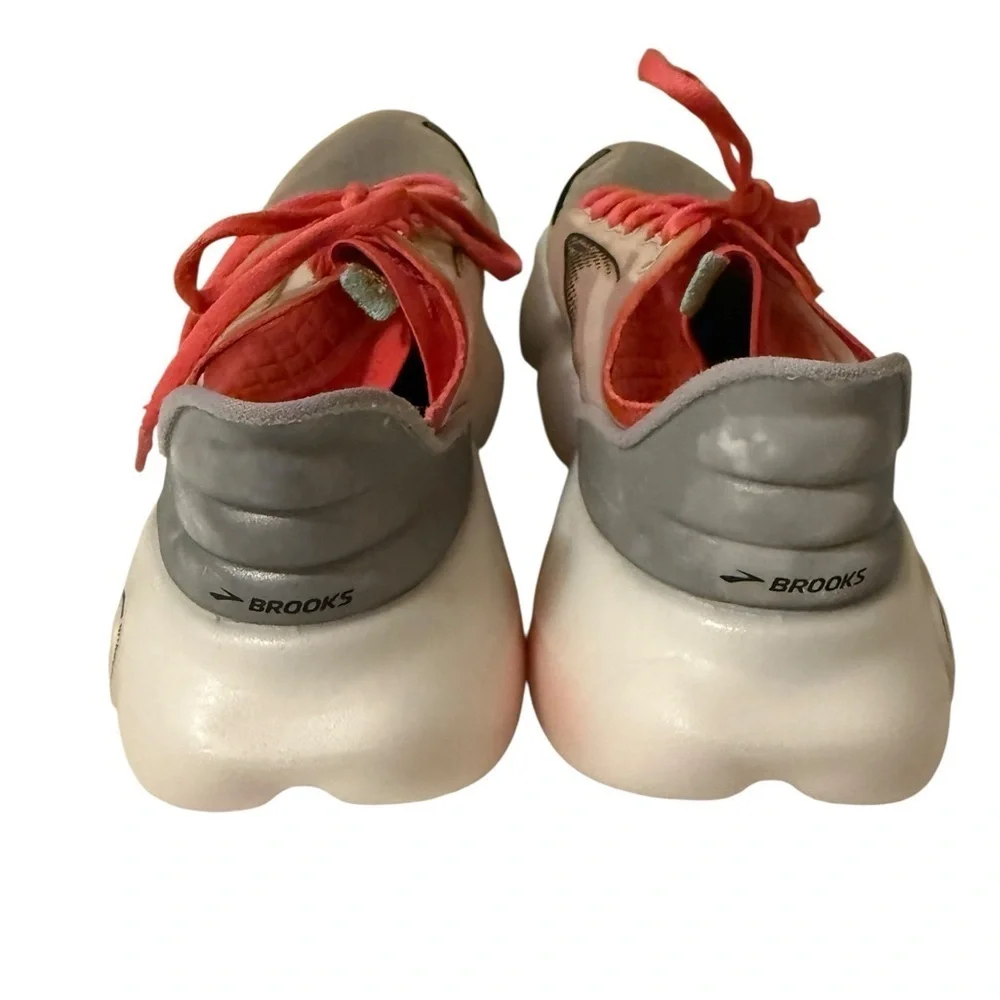 NIB Brooks Women's Aurora Running Shoes Womens Medium B DNA Loft V3 Pink - Picture 4 of 11